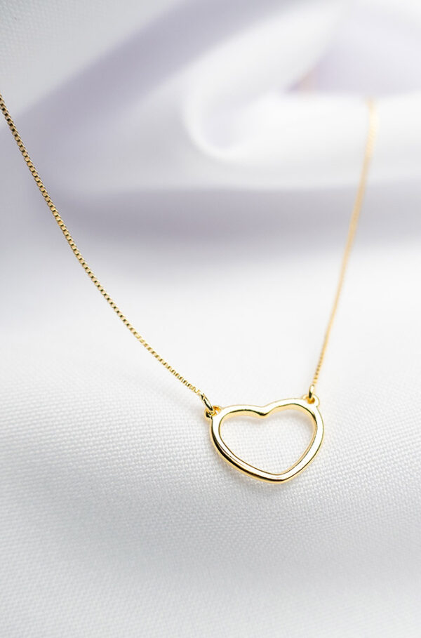Colar coração vazado com banho em ouro 18k - CL-004 - Image 3