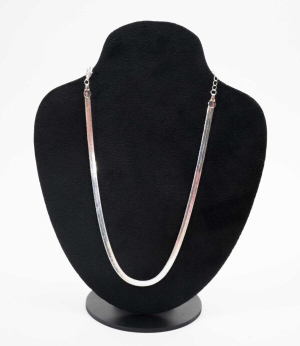 Choker Fita 4 Mm com Banho de Prata e proteção de verniz - CL-002 - Image 3